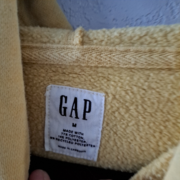 Men's Yellow GAP hoodie - Picture 3 of 4